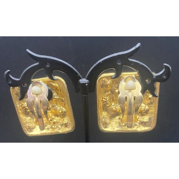 Vtg Earrings Leopard Gold Tone Brushed Finish Square With Amber Stones 1.25" - Picture 2 of 7